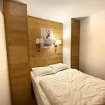 Rent 3*