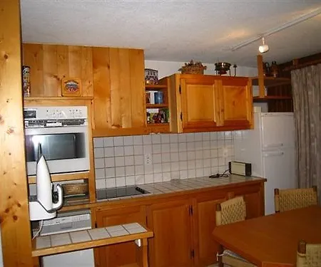 Rent 5*