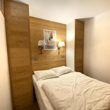 Rent 3*