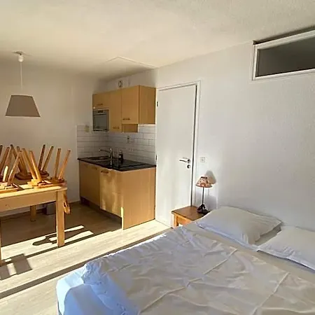 Rent 3*